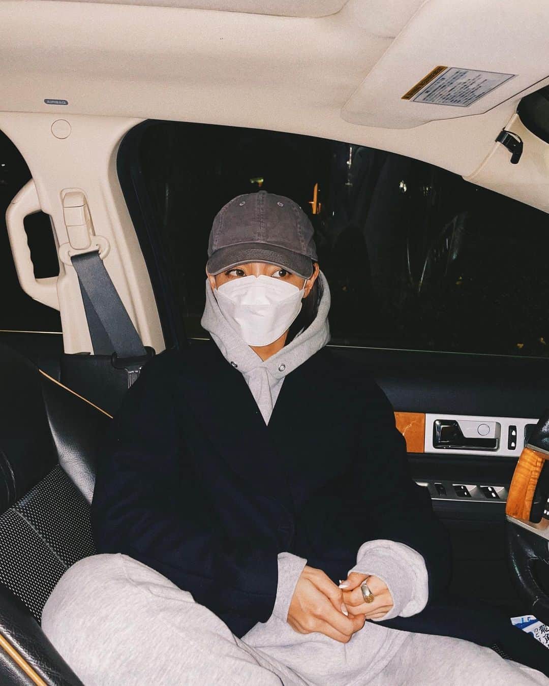 森摩耶のインスタグラム：「お父さんみたいなお母さん 📷長女撮」