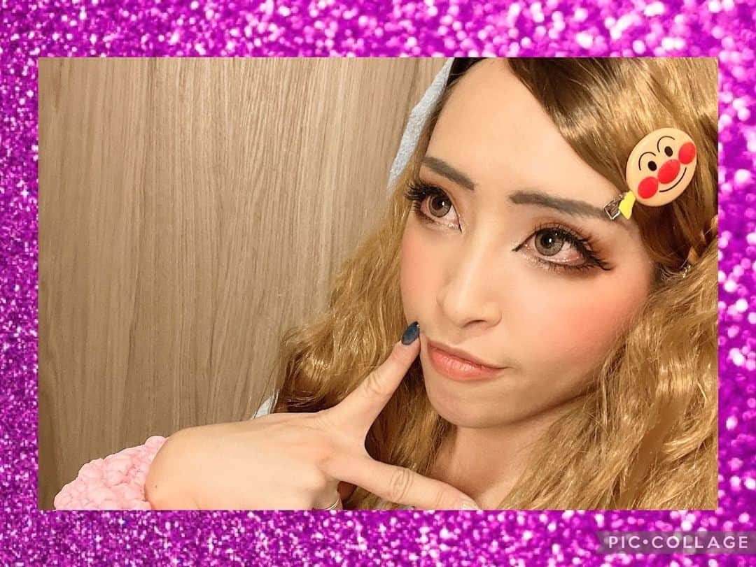 渋谷美穂さんのインスタグラム写真 - (渋谷美穂Instagram)「🌺世代別ギャル🌺 それぞれのギャル時代メイクをしてみました😂 KAORI 【 @kaoripole1106 】 💃ジュリアナ世代 LUNA 【 @luna67 】 👢コギャル世代 MIHO 【 @miho_fitness 】 🍟平成ギャル世代 ⁡ いかがでしょう？🤣 みなさんは、あぁ〜懐かしい‼️ と感じる世代ギャルはいましたでしょうか？😂 この模様は近々それぞれのYouTubeで 更新する予定ですwww ⁡ #マイミクよろしくね #前略プロフ #カキコよろしく #ギャル #ギャルメイク #くみっきーポーズ #着ぐるみパジャマ ⁡#ウィルコム #gal #kawaii #ぎゃるしか勝たん   ⁡ ⁡ #筋肉#筋トレ#フィットネス#腹筋#シックスパック#トレーニング#ワークアウト#筋トレ女子#腹筋女子#減量#ダイエット#ショートカット#パーソナルトレーニング#ファイヤージム#fitness#training#workout#figure#firegym」2月1日 21時35分 - miho_fitness