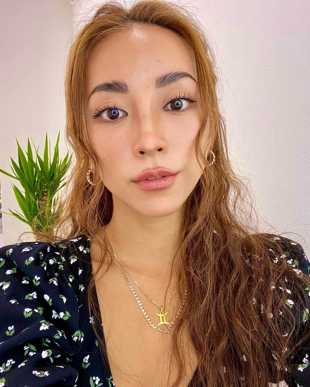 細井宏美のインスタグラム：「@rich_eyebrow_salon✨  #eyebrow#makeup」