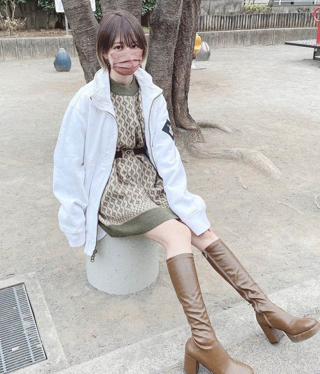 こばしり。さんのインスタグラム写真 - (こばしり。Instagram)「珍しい私服だった💭 全部お気に入り🤲🏻  (お洋服は全部タグ付けしたよ🏷)」2月1日 20時59分 - lovetomato_24