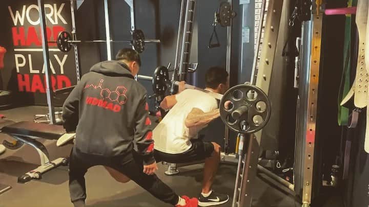木村ミノルのインスタグラム：「@m.a.d_bodymake」