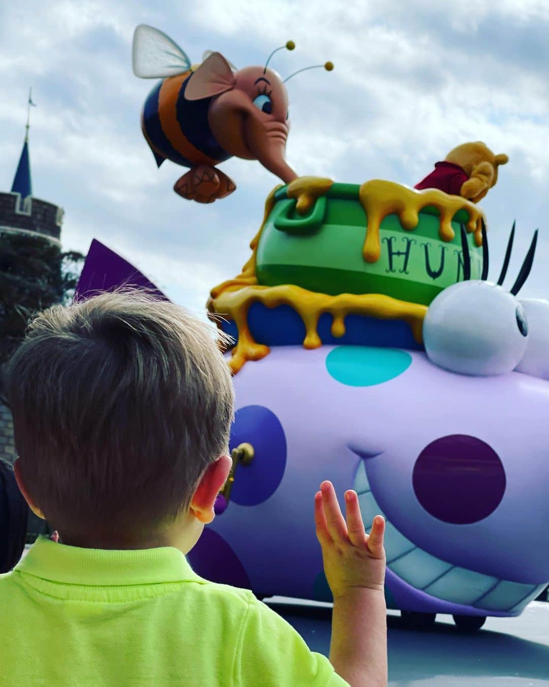 リック・バンデンハークさんのインスタグラム写真 - (リック・バンデンハークInstagram)「Hanging out with the legendary Walt Disney! @tokyodisneyresort_official @anneloes_vdhurk」2月3日 5時50分 - rick_vdhurk