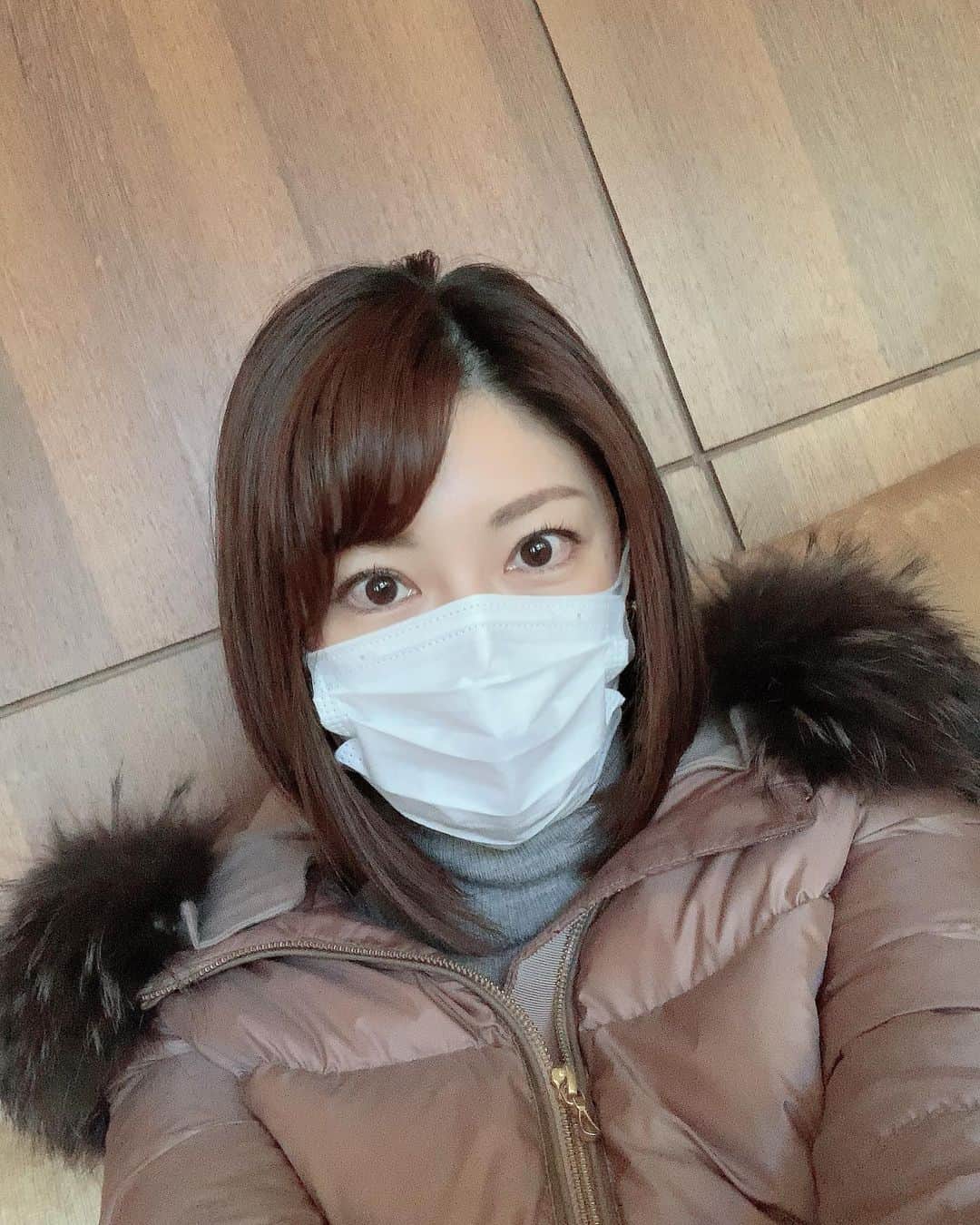 のインスタグラム：「来てるぞ‼️来てるぞ‼️花粉くん🌲 今年は早い気がする。。。 #花粉症 #始まった #ムズムズ #いつもより早い  #原史奈 #ゴルフ #ゴルフレッスン #ゴルフ女子 #ゴルフ大好き #golf #ゴルフウエア #ゴルフコーデ #ゴルフグッズ #ゴルフ動画 #ping #ピン #ping女子 #gle2 #g410 #even #archivio #アルチビオ #cuartounited #instagolf」