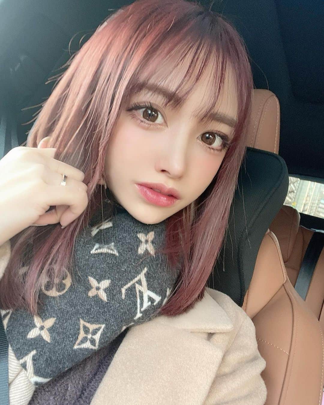 サキ吉さんのインスタグラム写真 - (サキ吉Instagram)「髪色いい感じ🙆‍♀️💓 Lapisかずやさんいつもありがとう🤭🙌 @lapis_kazuya  ． #selfie #美容院行ってきた  #髪色チェンジ  #ロブヘア」2月3日 16時05分 - sakikichi1201
