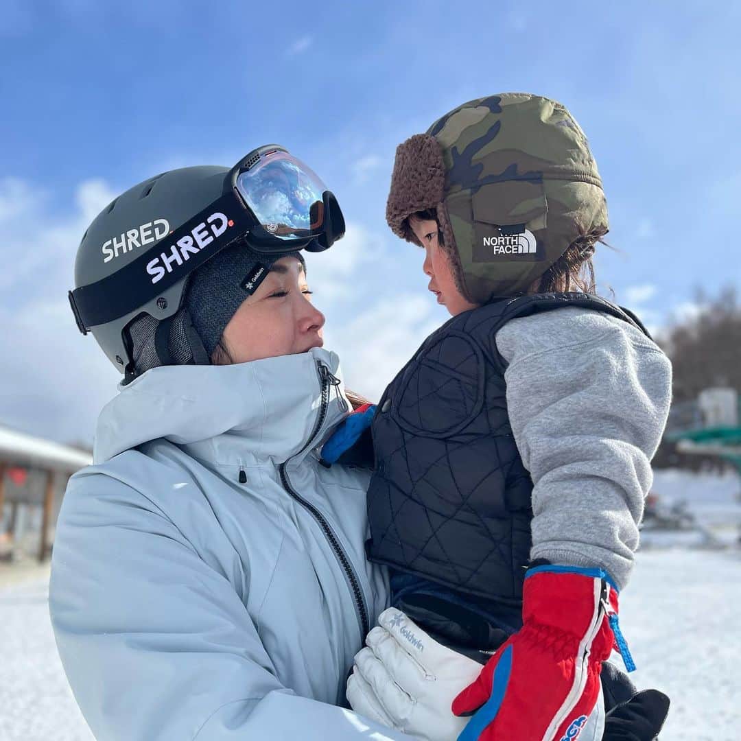 清澤恵美子のインスタグラム：「日本でいい子で待っててね☀️ 大好き💕❤😍」