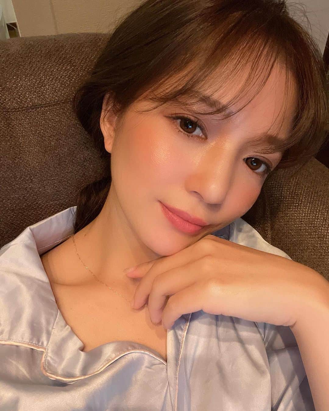 岩本知世のインスタグラム：「最近ラストシンデレラの再放送してるから1人でキャーキャー言ってます あと脱出おひとり島も楽しい...🥺」