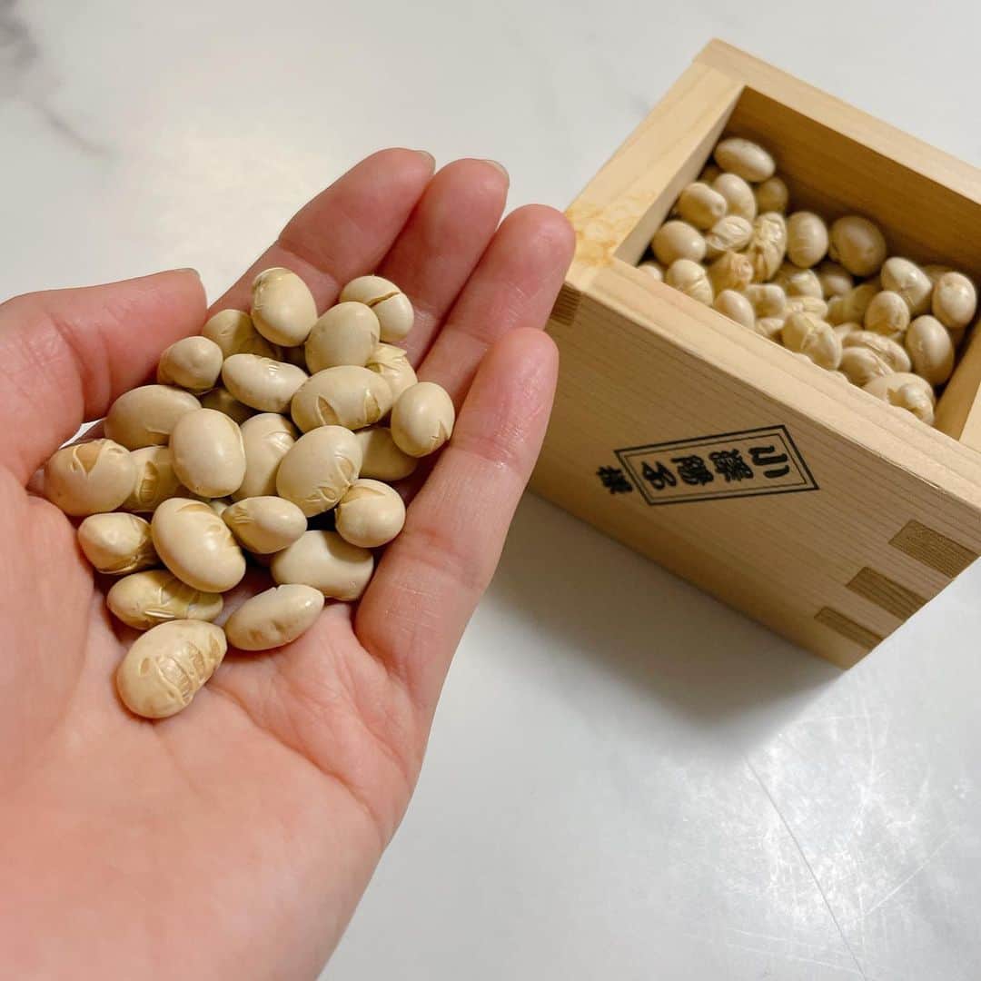 小澤陽子さんのインスタグラム写真 - (小澤陽子Instagram)「👹2022.2.3.  手作りキンパで恵方巻き🍣  恵方巻きは、北北西に一気に。 豆は、31粒食べましたよ☻  #節分 #👹 #おざよーkitchen🍽」2月3日 23時21分 - yoko.ozawa729