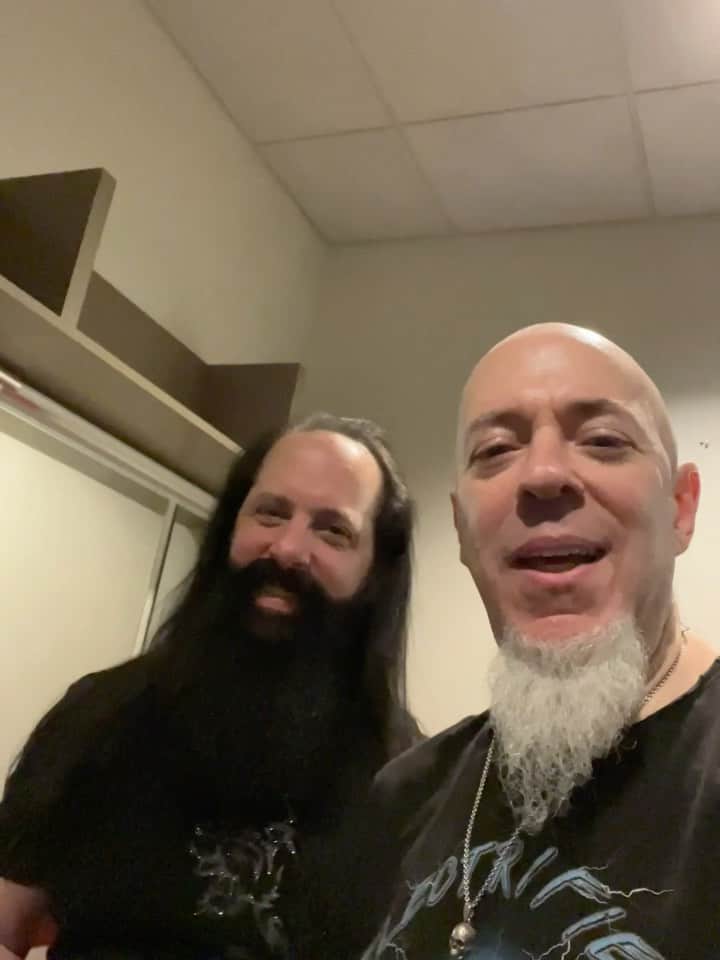 ドリーム・シアターのインスタグラム：「We dusted the cobwebs off and we are back! 🤘 So happy to be back on the road doing what we love the most. Check out the tour dates for the Top Of The World Tour at dreamtheater.net/tour to see if we are coming to your town!  #DreamTheater #TopOfTheWorldTour」