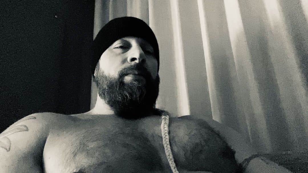 ランス・アーチャーのインスタグラム：「4am Thoughts. @allelitewrestling #Aewchampionship #texasdeathmatch #lancearcher #adampage #murderhawkmonster」
