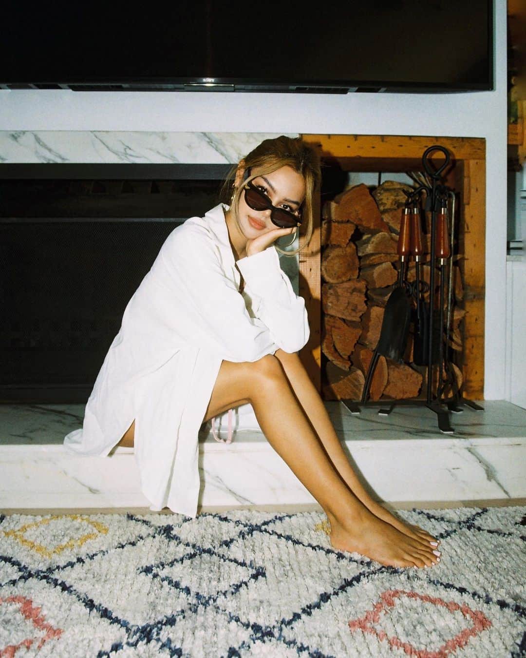リリーマイマックのインスタグラム：「All smiles 😆shot a lot of film with @true.gritty the mad dawggg」