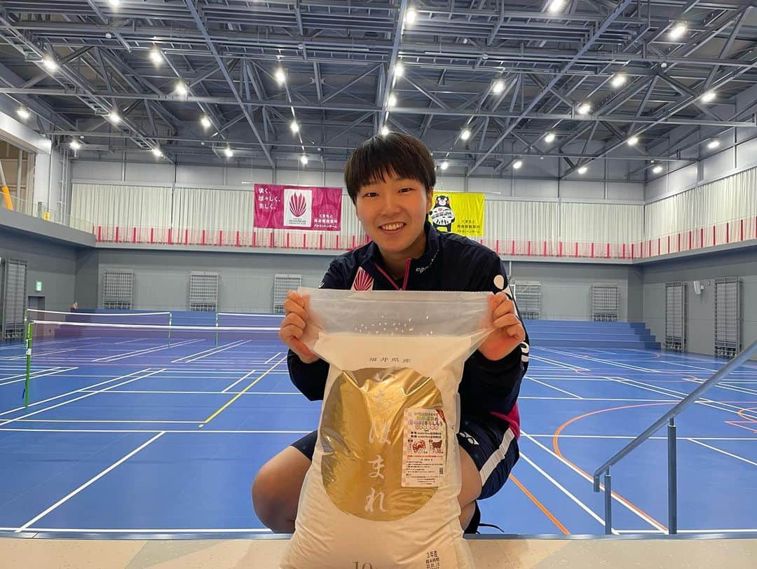 山口茜さんのインスタグラム写真 - (山口茜Instagram)「..  先日頂いた、福井県スポーツ特別賞の副賞として"いちほまれ"を頂きました。 チームのみんなで美味しくいただきます！ 気になった方は是非チェックしてみてください！  #いちほまれ #粒感　#上品な甘さ  #山菜まつり #たにふたぎ #ぜんまい #わらび  #こぶまき #さといも #金時豆 #大豆煮豆」2月4日 18時54分 - akane.yamaguchi66