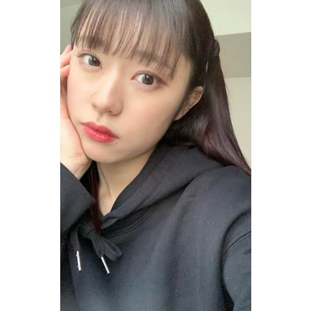 のインスタグラム：「2月の私ちゃん🧶」