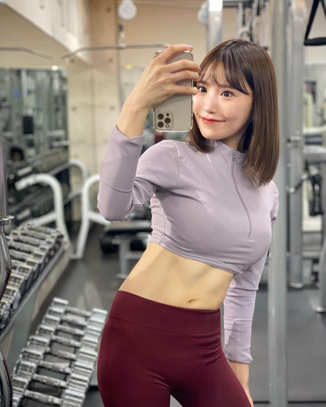 佐崎きさきのインスタグラム：「. . . . 皆様おはようございます  以前パーソナルトレーニングを 受けてきました✨ . 朝から体動かすと1日のスタートが 明るく感じます✨ . 少しの時間でもストレッチや 体を伸ばしてみたり . あなたの体のために1日を明るく スタートしてみませんか？🥰❤️ . . .  #腹筋 #肌肉 #腹肌 #照片 #性感內衣  #性感睡衣 #減脂 #training #gym  #gymlife #gymmotivation #muscle  #abs  #fitness #fitnessgirl  #トレーニング #腹筋女子 #운동 #사진 #미용실」