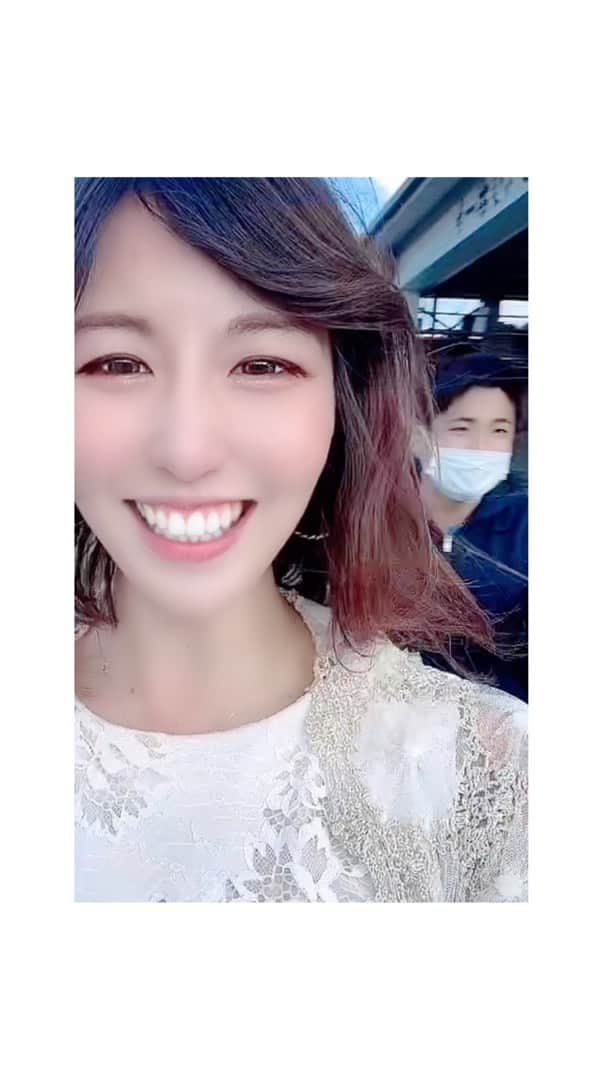 髙田知里のインスタグラム：「#ヘリコプター  #離陸#ホワイトコーデ  #ヘリポート #京都」