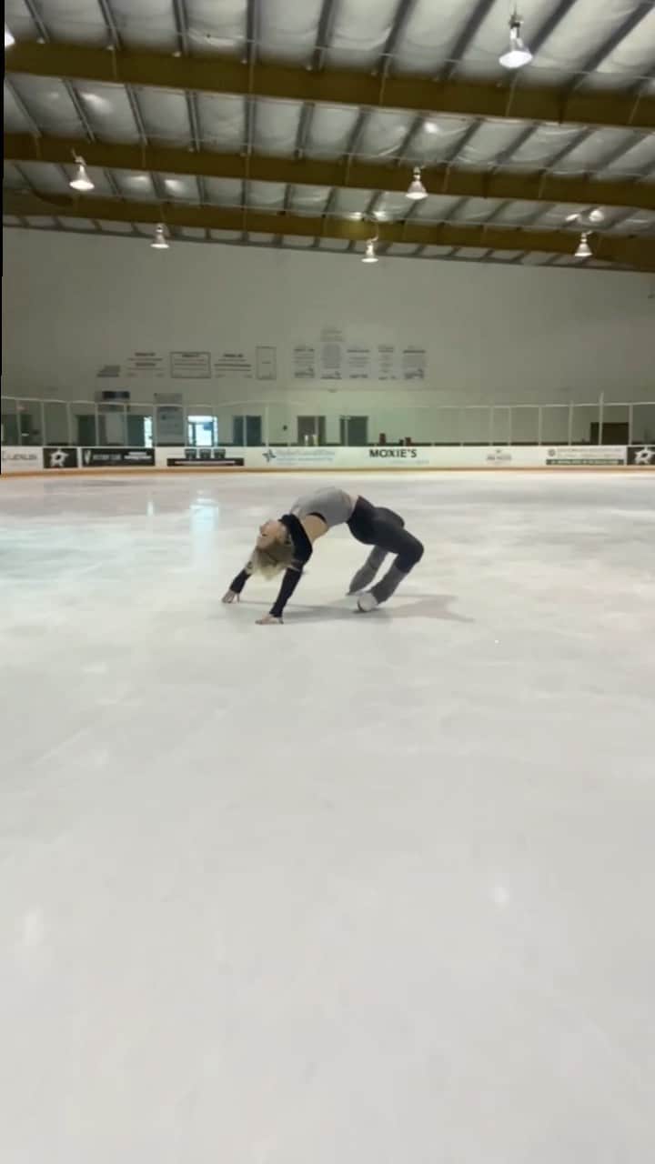 アンバー・グレンのインスタグラム：「Gonna give this reels thing a shot 🤪 VC @maddieskates」
