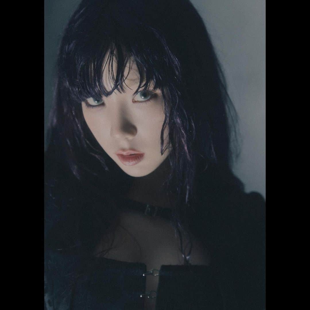 のインスタグラム：「' INVU ' 🏹 2022/ 02/ 14 6pm(kst)」