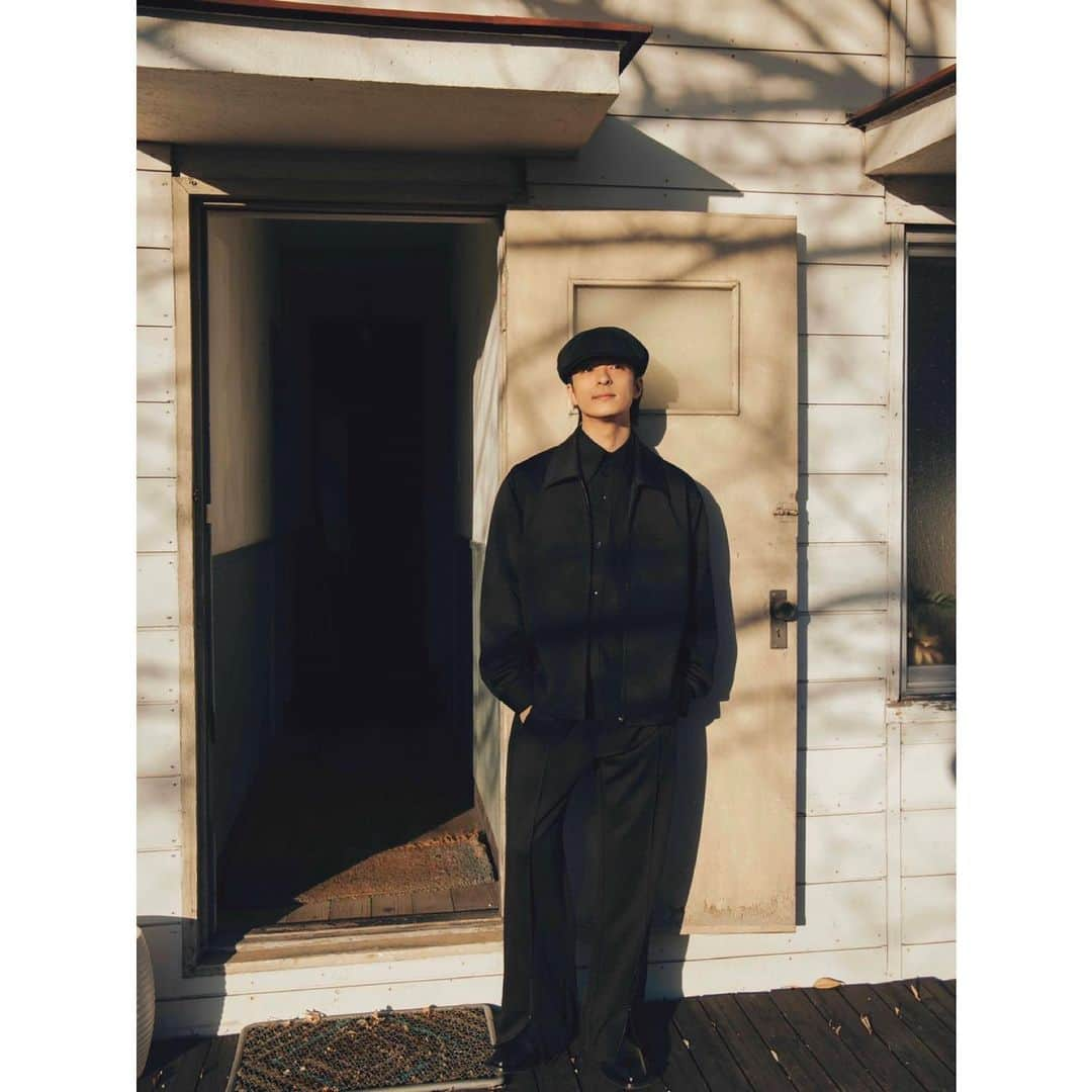 和田颯さんのインスタグラム写真 - (和田颯Instagram)「. @how_official2022   Hunting 001 L/S Shirt Black 001 Jersey Jacket 001 Jersey Lounge 001  size_1  #how #howwear #how_001」2月5日 20時01分 - da_ice_hayate_wada