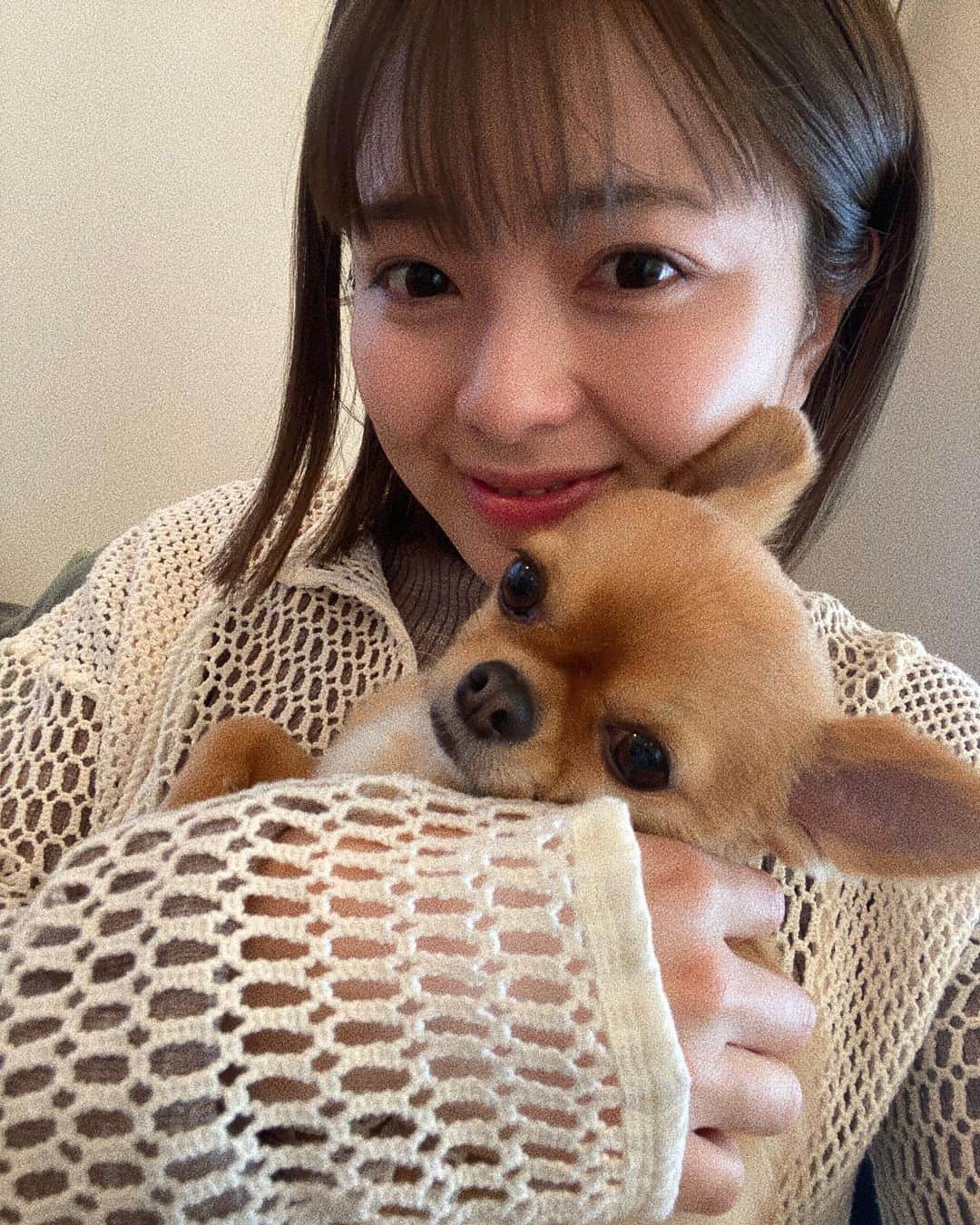 瀬戸サオリのインスタグラム：「お は よ〜⛄️  寒いねぇ❄️  今日も楽しく過ごそう〜☺️」