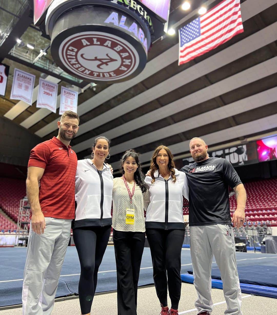マリッサ・キングのインスタグラム：「Meet night is my favourite night 💫  #ncaagymnastics #bamagymnastics #rolltide #ncaagym #secnetwork #collegecoaching #collegegymnastics」
