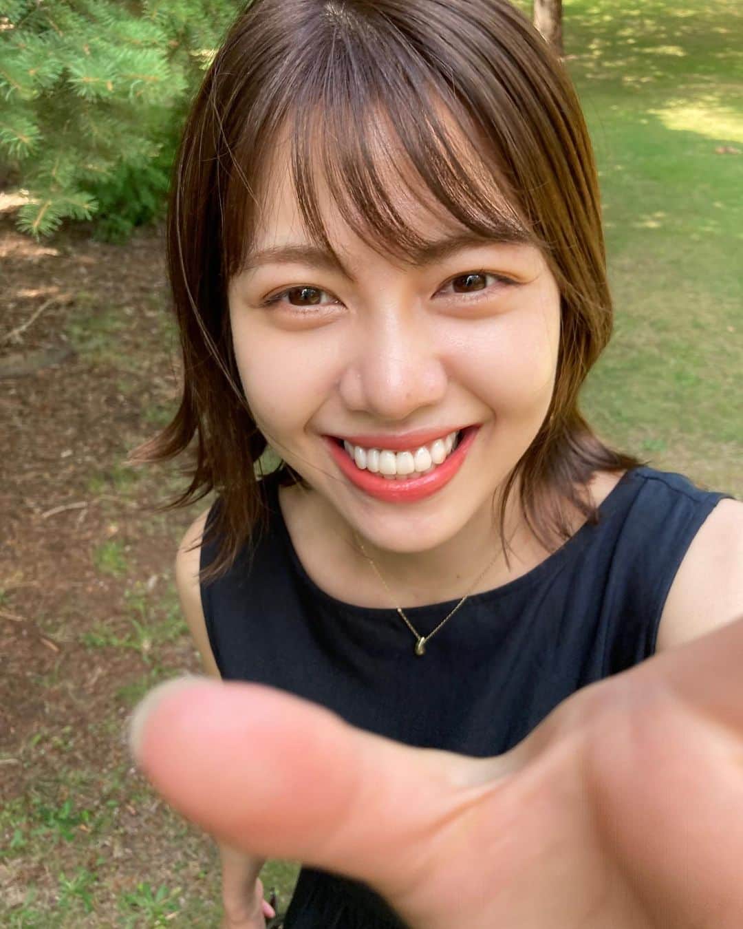 吉田晴香のインスタグラム：「🌳☃️   ☺︎」