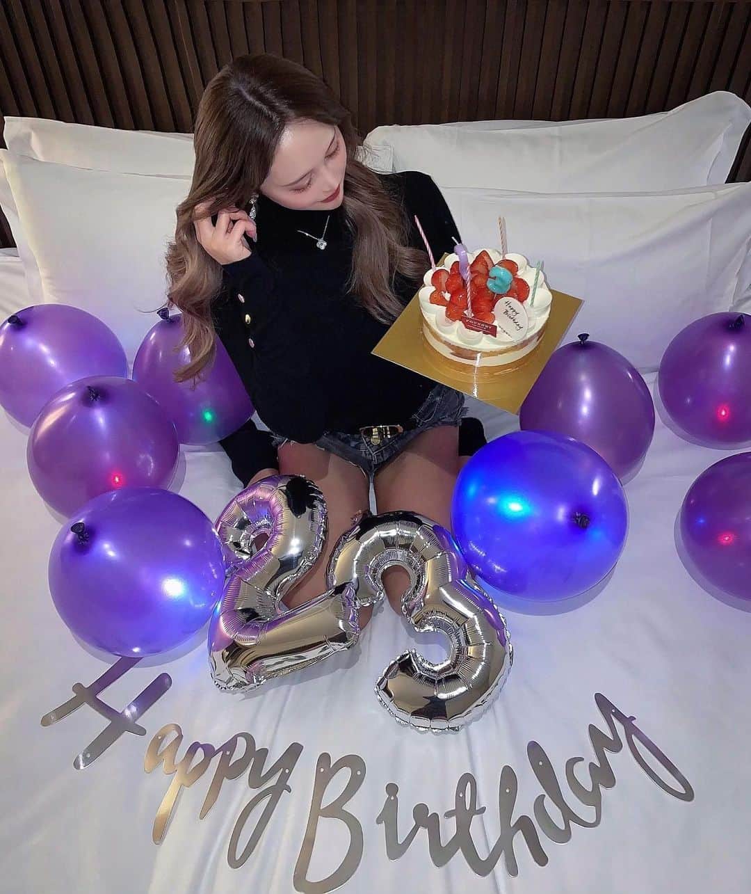 新田エレナのグルメインスタ