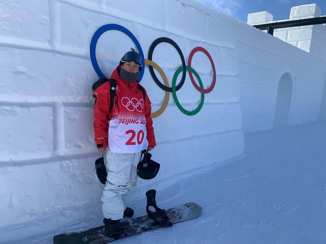 国武大晃のインスタグラム：「明日予選です、日本にいる方は是非テレビでご覧ください。 頑張ってきます！ @gorin #snow #snowboard #olympic #オリンピック  #スノーボード」