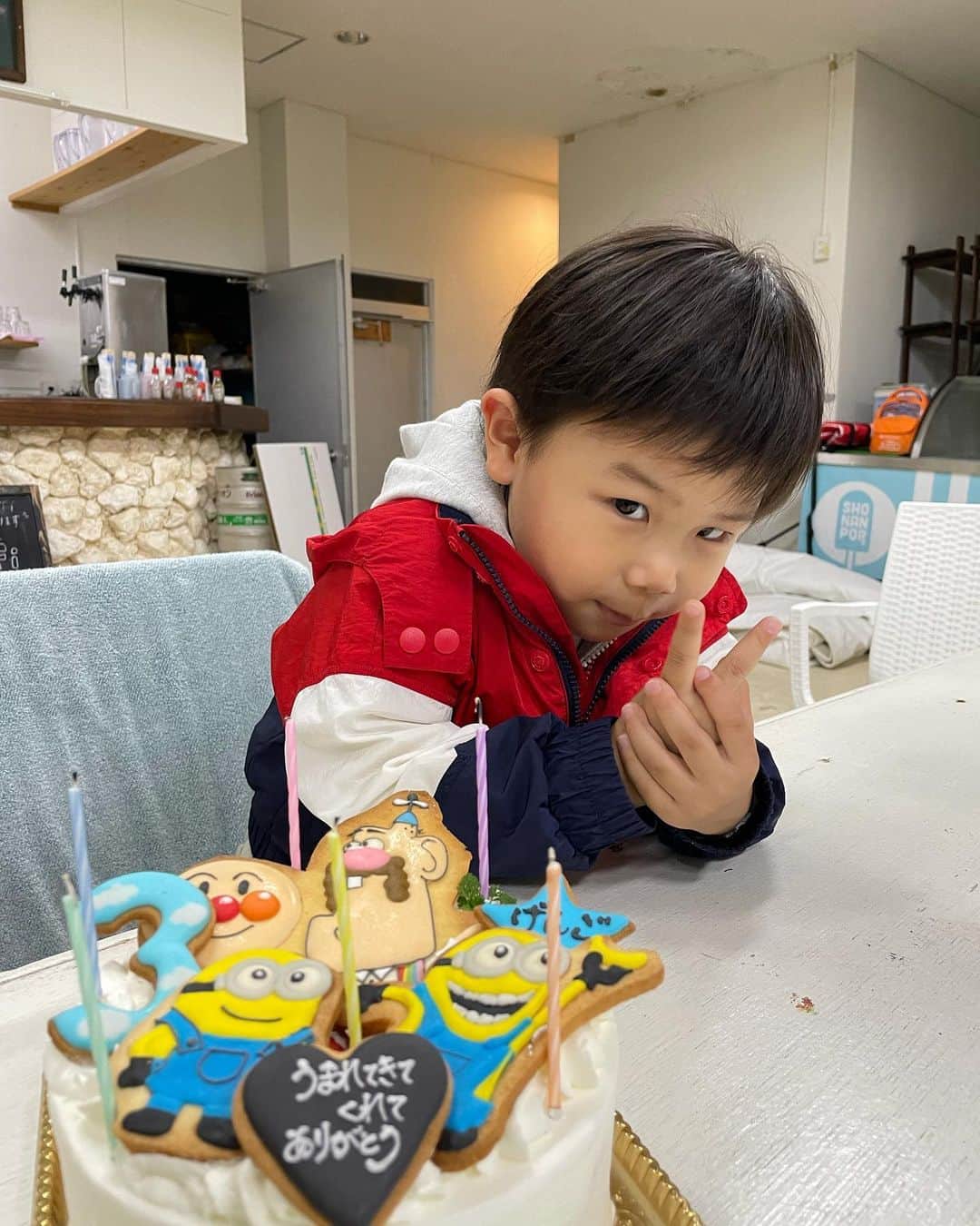 孫GONGのインスタグラム：「父ちゃん頑張る✌️  生まれて来てくれてありがとう🙏」