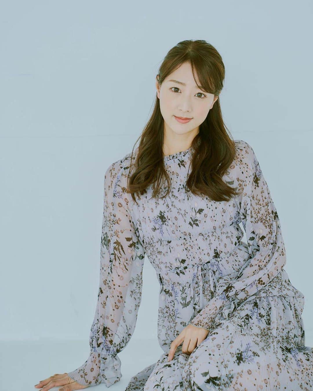 のインスタグラム：「どうしても3段この写真で統一したかったのでしばらくお付き合いください🙇‍♀️笑」