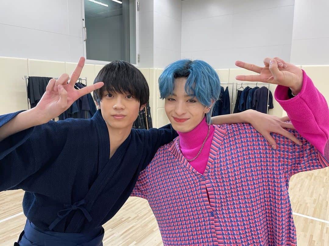 もしも、イケメンだけの高校があったらさんのインスタグラム写真 - (もしも、イケメンだけの高校があったらInstagram)「＼あと1時間❣️／  #もしイケ 第4話まで あと1時間‼️  和風イケメン・神宮源二郎(#水沢林太郎)vs グローバルな最強転校生・藤堂凛音(#木村慧人)の イケメン世界バトルが巻き起こる!? 超絶エンタメ、見逃すな‼️👀  このあと22:30よりインスタLIVEも❣️  #もしイケ でガンガン応援よろしくお願いします‼️」2月5日 22時09分 - moshiike_ex