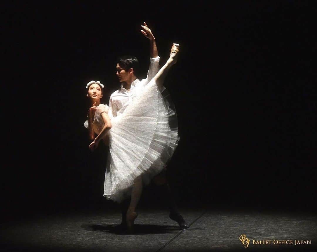 飯島望未のインスタグラム：「w/ @shoheihoriuchi   Photo @ballet_office_japan」