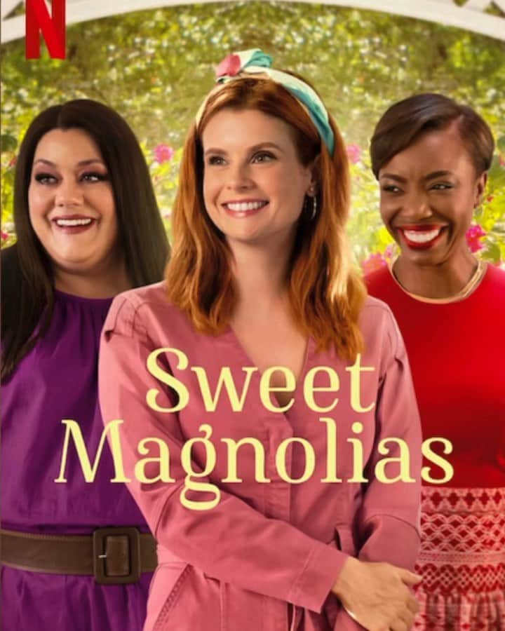 ジェイミー・リン・スピアーズのインスタグラム：「In honor of #SWEETMAGNOLIAS BEING #1 TODAY!!🚨SPOILER ALERT🚨MAJOR GUEST STAR APPEARANCE IN EPISODE 6! Yes, she was quite the DIVA, but the girl knows her angles, and can rock some pig tails like no other 👏🏻👧🏼💁🏼‍♀️ • Thank y’all, thank y’all, THANK YALL for loving this show as much as we do🤍🤍🤍I am beyond GRATEFUL」