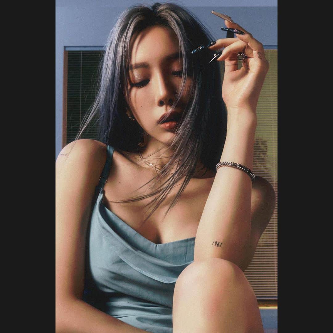 のインスタグラム：「' INVU ' 🏹 2022/ 02/ 14 6pm (kst)」