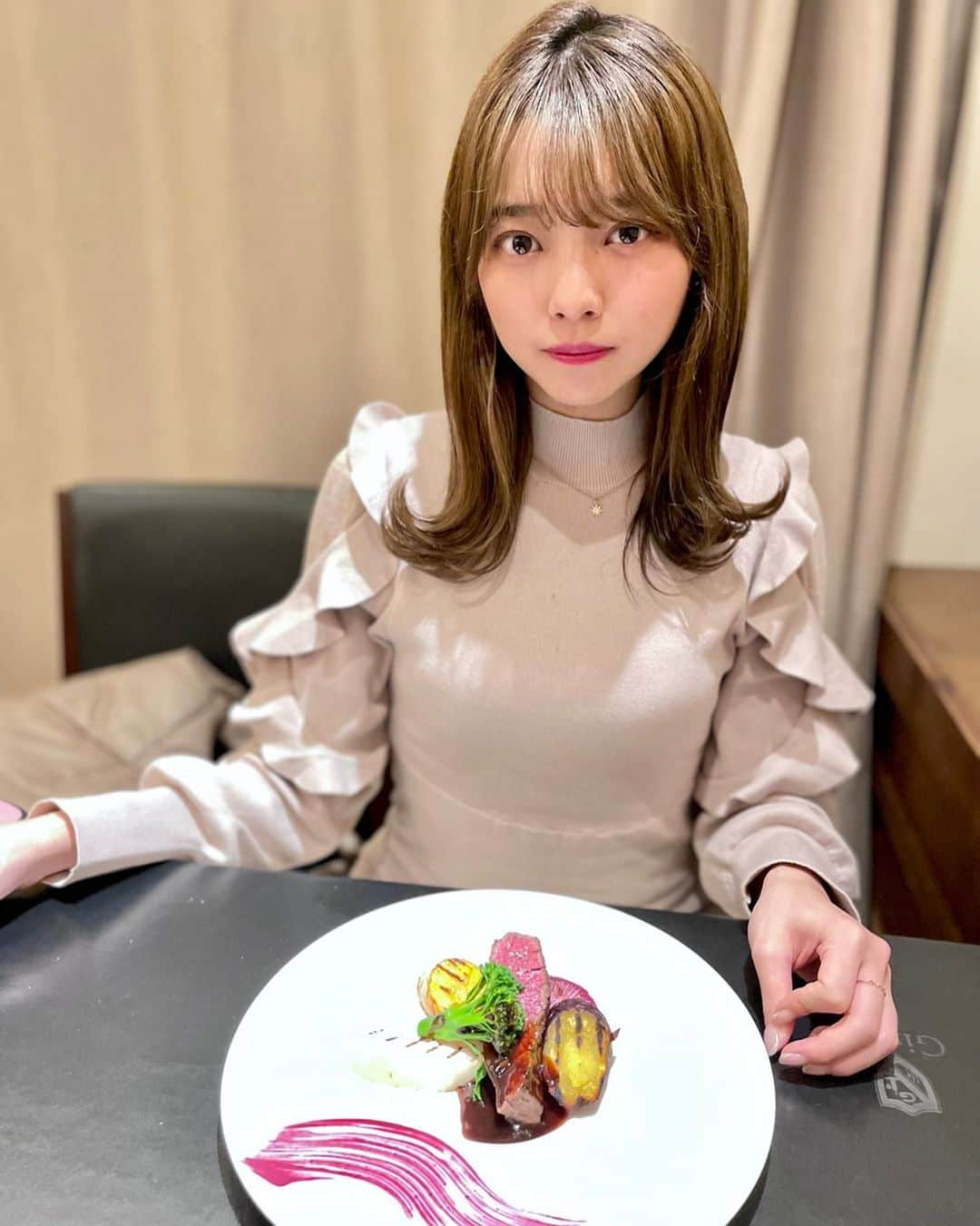 横山キラさんのインスタグラム写真 - (横山キラInstagram)「お昼からワイン飲んで幸せだった日🍷  #銀座 #銀座ランチ #東京グルメ #銀座グルメ」2月6日 14時38分 - kira_yokoyama_