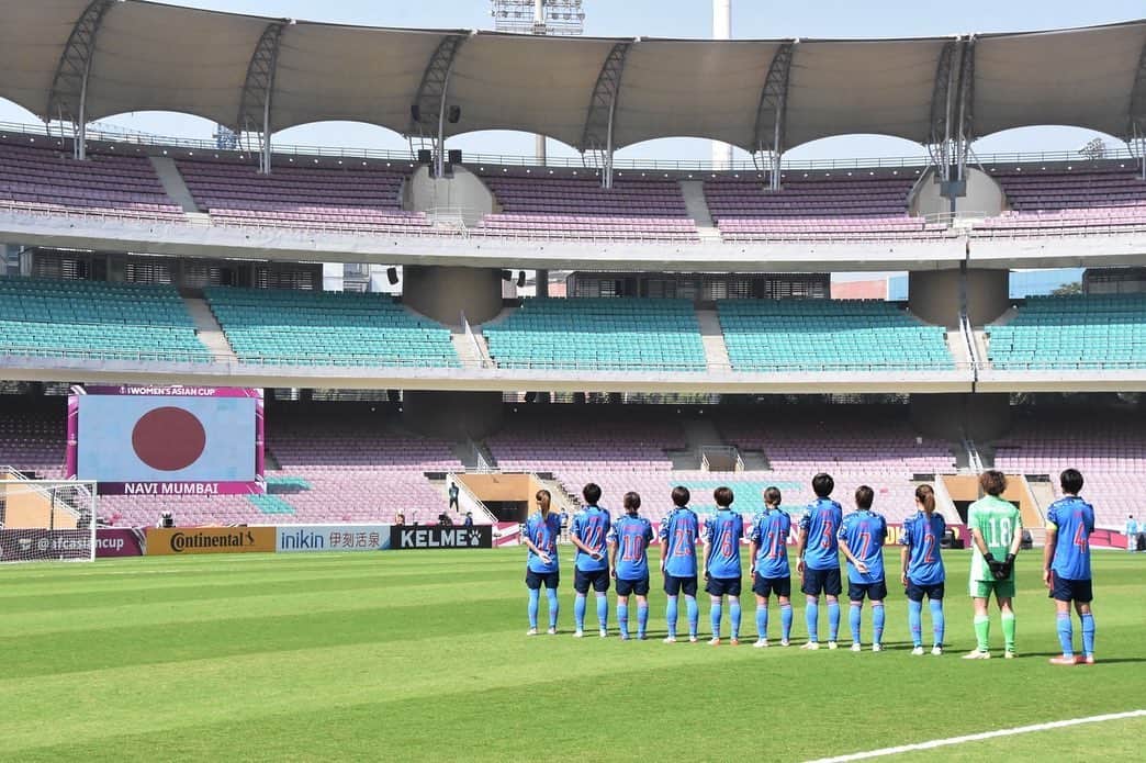 のインスタグラム：「. アジア大会準決勝敗退。  チームの力になるために、 成長します🔥  たくさんの応援ありがとうございました！  #wac2022  #なでしこジャパン  #nadeshiko」