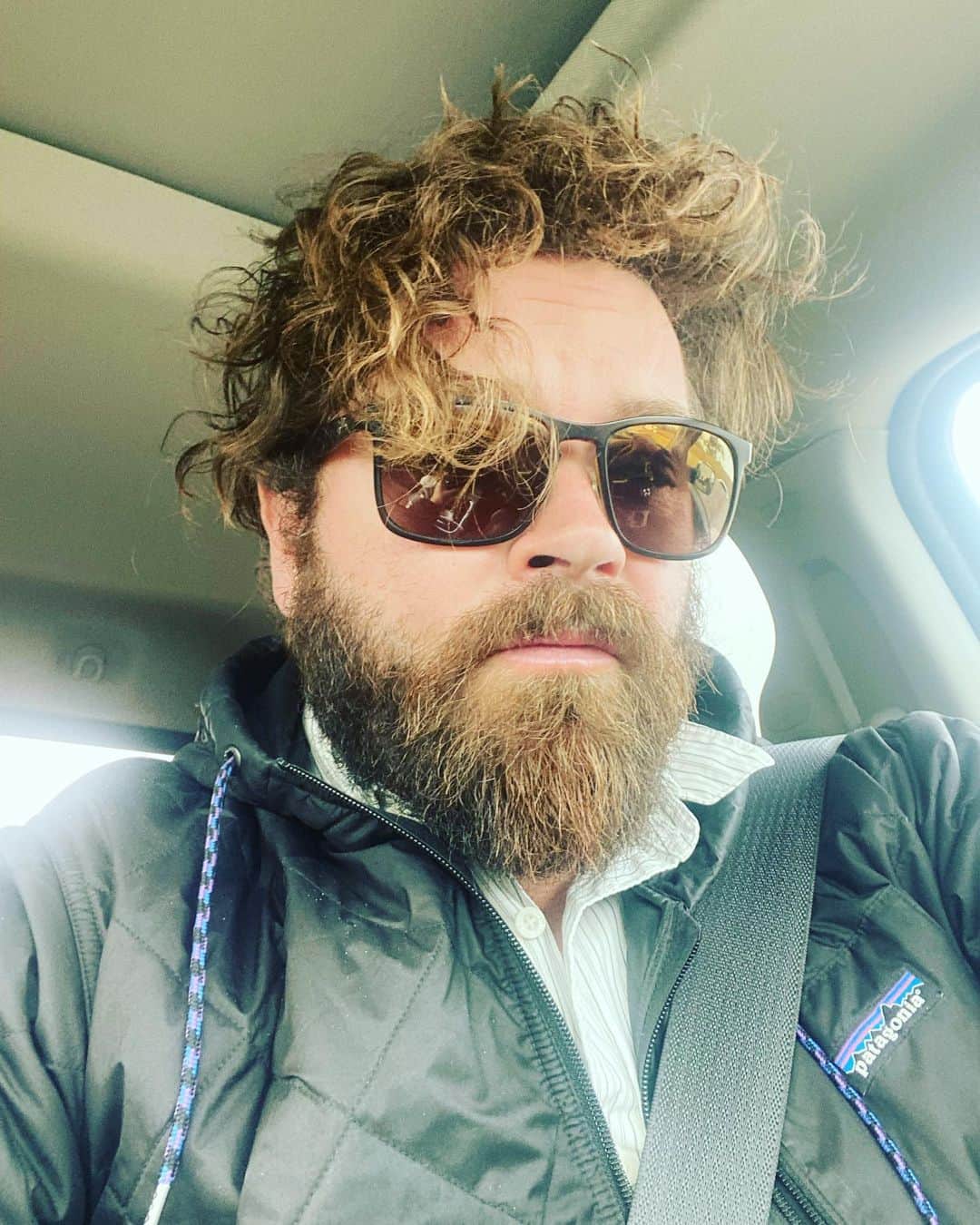 ダニー・マスターソンのインスタグラム：「Selfie Saturday?」