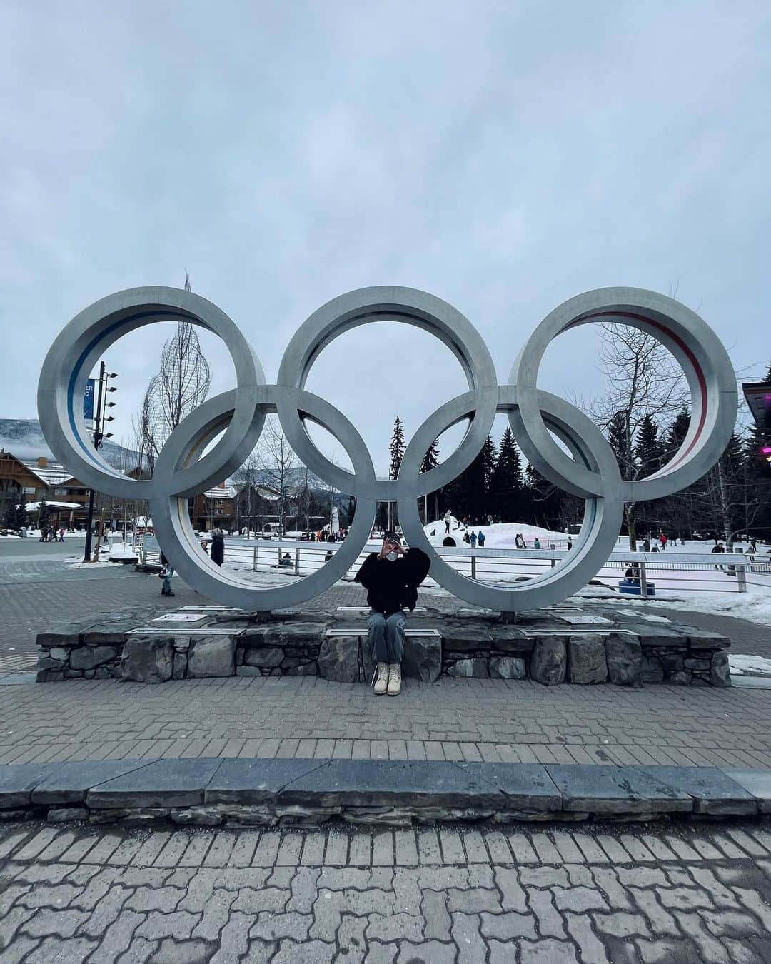 THE BOYZさんのインスタグラム写真 - (THE BOYZInstagram)「올림픽 선수들 모두 파이팅!! The best of luck to all the Olympic athletes!! #Beijing2022 #Vancouver2010」2月6日 23時30分 - official_theboyz
