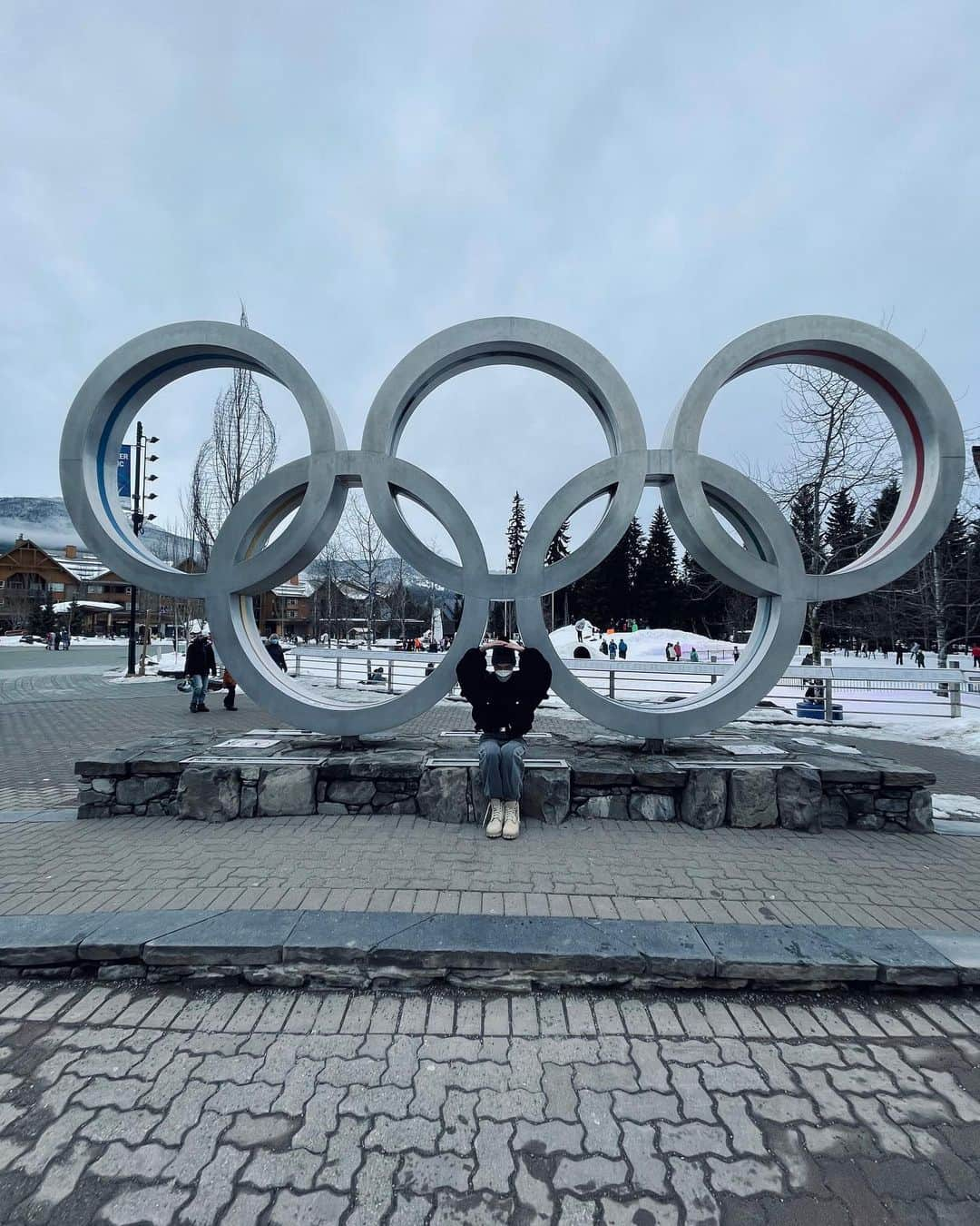 THE BOYZさんのインスタグラム写真 - (THE BOYZInstagram)「올림픽 선수들 모두 파이팅!! The best of luck to all the Olympic athletes!! #Beijing2022 #Vancouver2010」2月6日 23時30分 - official_theboyz