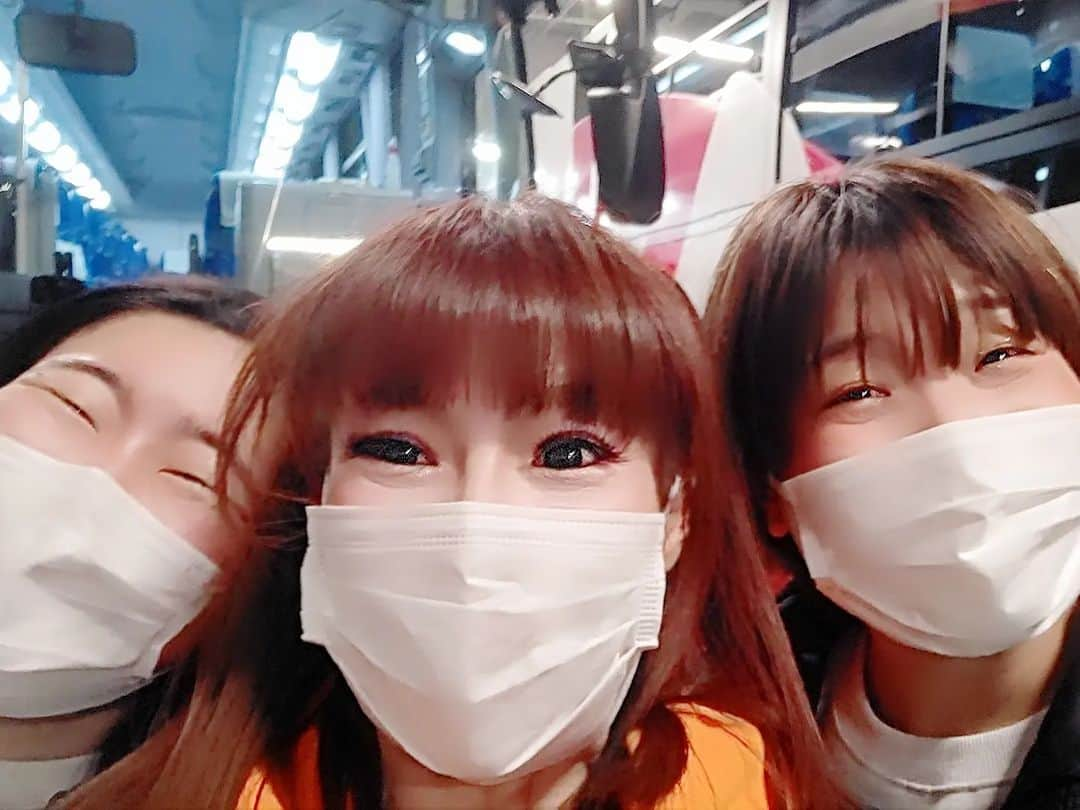 さゆりさんのインスタグラム写真 - (さゆりInstagram)「昨日💖吉本坂46冬眠ラストライブでした〰🥰  #本番直前入りのバタバタだったから🤣 #もっとみんなとお写真撮りたかったぼよ〜🥰 #我がユニット💖 #超濃厚🤣 #スイートモンスター のみんな💖 #忙しいメンバーの集まりで最後まで全員で集まれた事もなく #練習もままならなかったけど🤣 #本番全力で楽しみ🎶 #練習でも和ませてくれるこのユニットで幸せでした〜🥰 #吉本坂の癒やしユニット🥰 #色々助けてもらってありがとです〰 #大好きで尊敬の妹達〰🤣 #そして沢山応援して頂いたお客様〜🤣 #みんなこれからも宜しくにゃん🤩 #かつみさゆり #吉本坂46 #昨日のshowroom生配信の見逃し配信もあるみたいです🥰」2月6日 20時29分 - katsumisayuri_sayuri