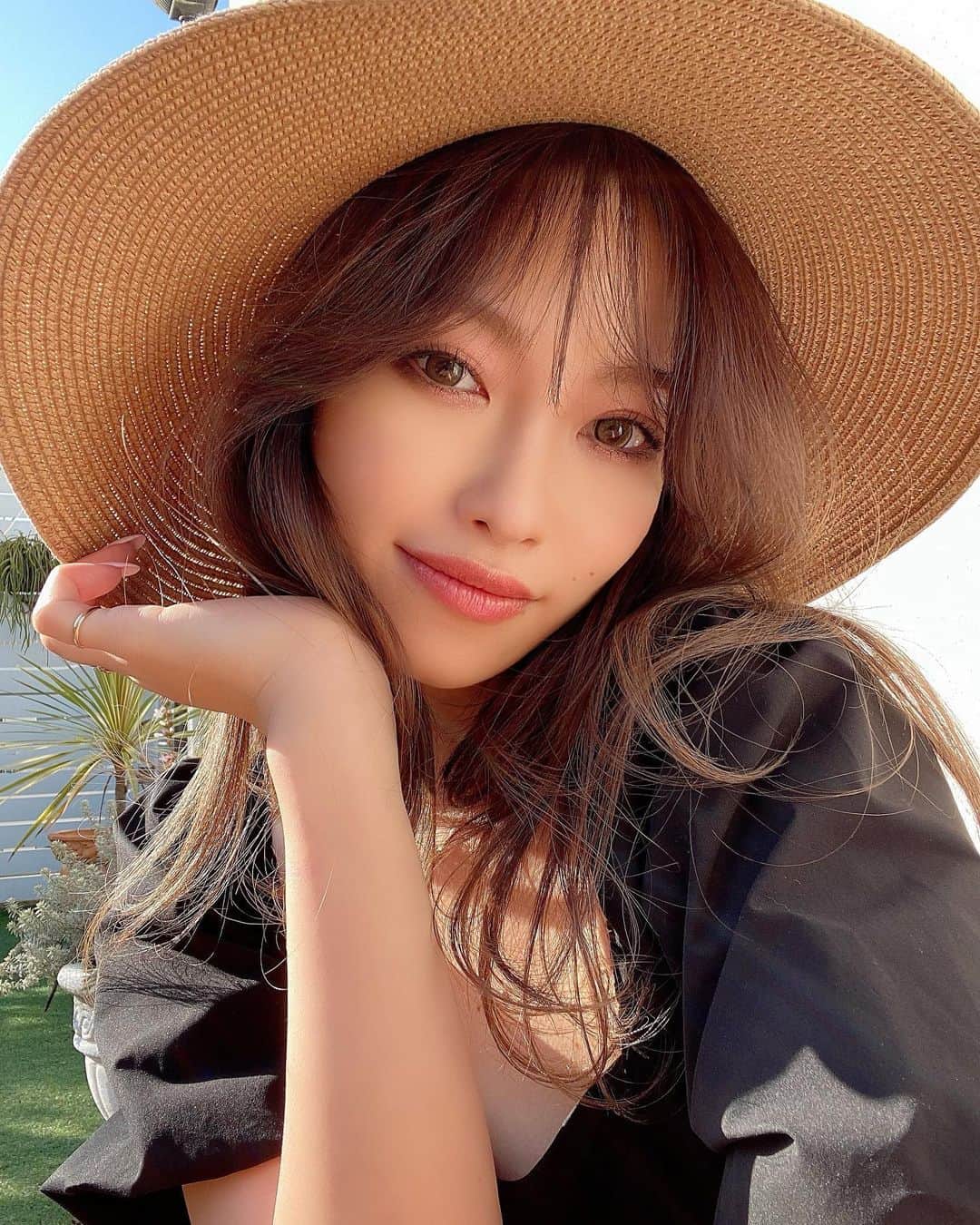 木田絵里香のインスタグラム：「. 髪色褒められてうれちい🧏🏻🧡 .」