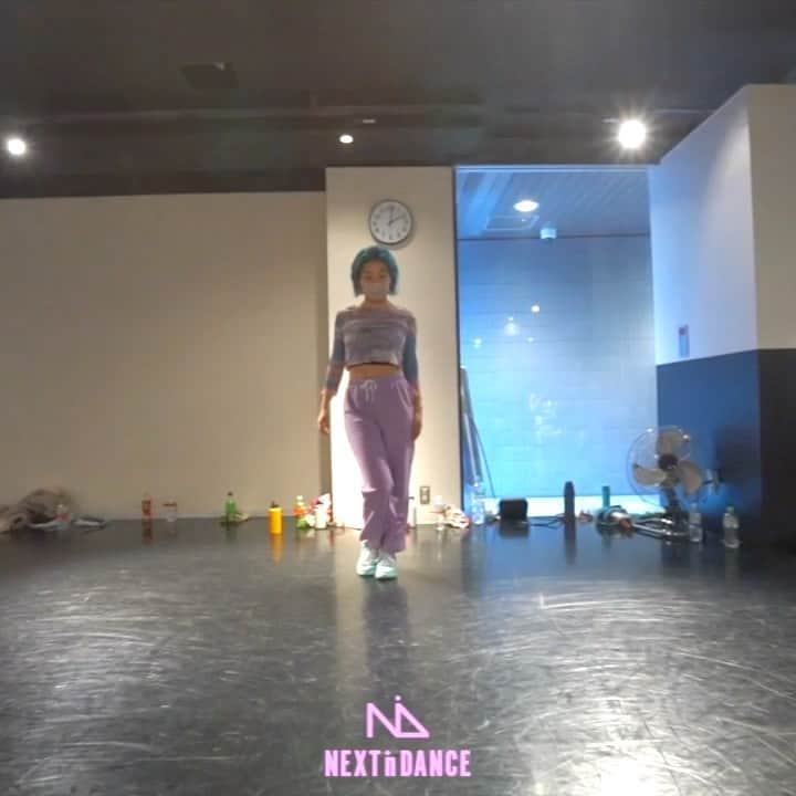 HANAのインスタグラム：「🎧 F.I.L.A (Fall In Love Agein) / TWICE 🏠 @endancestudio @next_in_dance   @endancestudio でWSさせていただきました🥳💕 有難う御座いましたっ！！！！❤️  みんなさいっこうだった〜🔥✨ 最高な時間をありがとう〜〜〜〜😘💐  またみんなと踊れますようにっ🎀💕  有難う御座いました！🥰」
