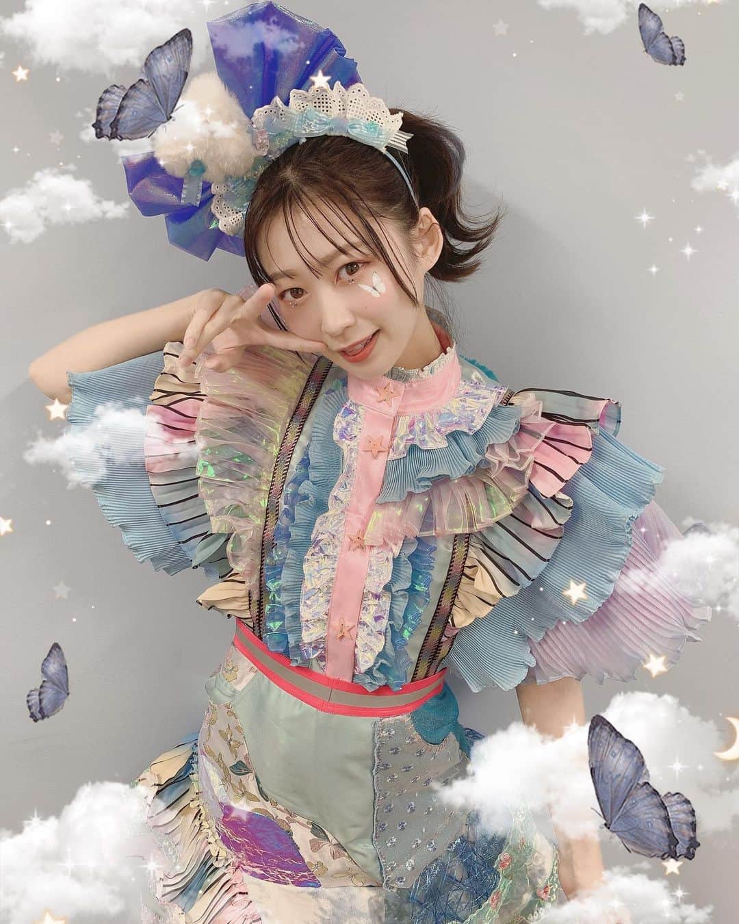 空野青空のインスタグラム：「🦄ドキ+ワク=パレード！🦄のビジュアルかあいい〜🎀🐰 夢の国のおねえさんみたいだねっᙏ̤̫͚♡  きらレボみもあるな？！あと袖のフリルの部分の柄が胡蝶しのぶさんみたいですちo(⸝⸝⸝>_<⸝⸝⸝)o   ファンタジー🦋  #でんぱ組.inc #dempagumi  #夢の国 #mikiosakabe  #ott御殿  #佐野夏水 #空野青空 #あおにゃん #aonyan #アイドル衣装  #きらりんレボリューション  #鬼滅の刃  #ポニテ女子  #ポニーテール女子  #ポニーテール」