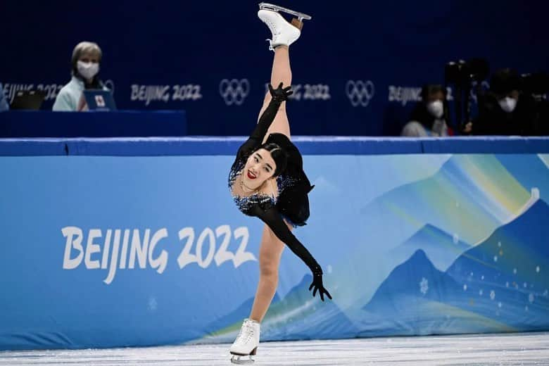 カレン・チェンさんのインスタグラム写真 - (カレン・チェンInstagram)「truly what a journey of so many emotions these past few days. 🤧 so proud & thankful to be a part of this team! 🇺🇸✨ #WinterOlympics」2月7日 18時16分 - karebearsk8