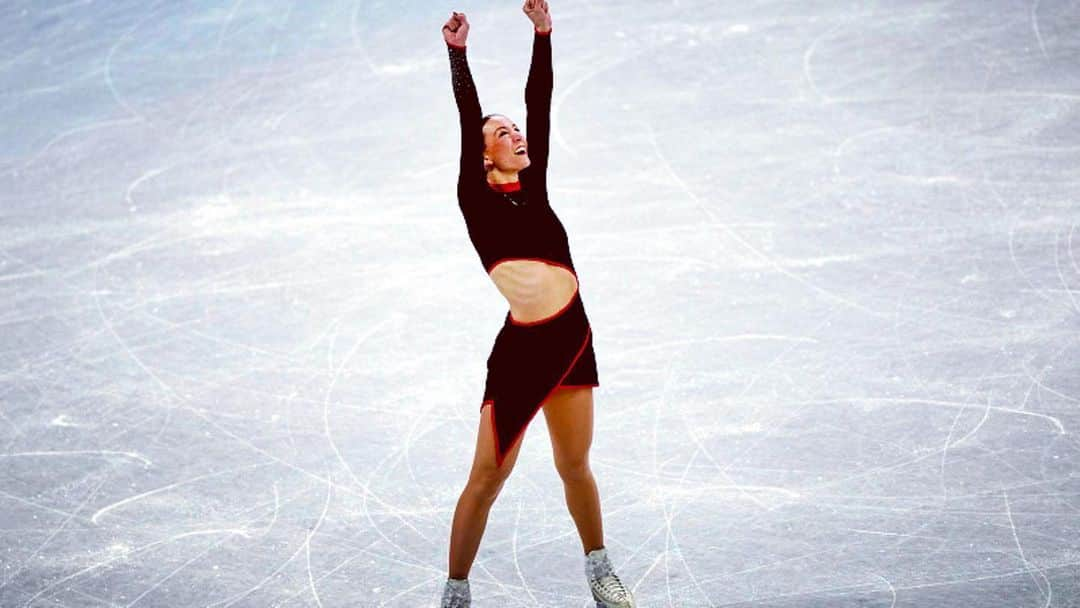 ニコル・ショットのインスタグラム：「Well that’s a feeling 🤩 So happy with my first Performance at the Olympics2022 🇩🇪   #teamdeutschland #deutscheeislaufunion #beijing2022」