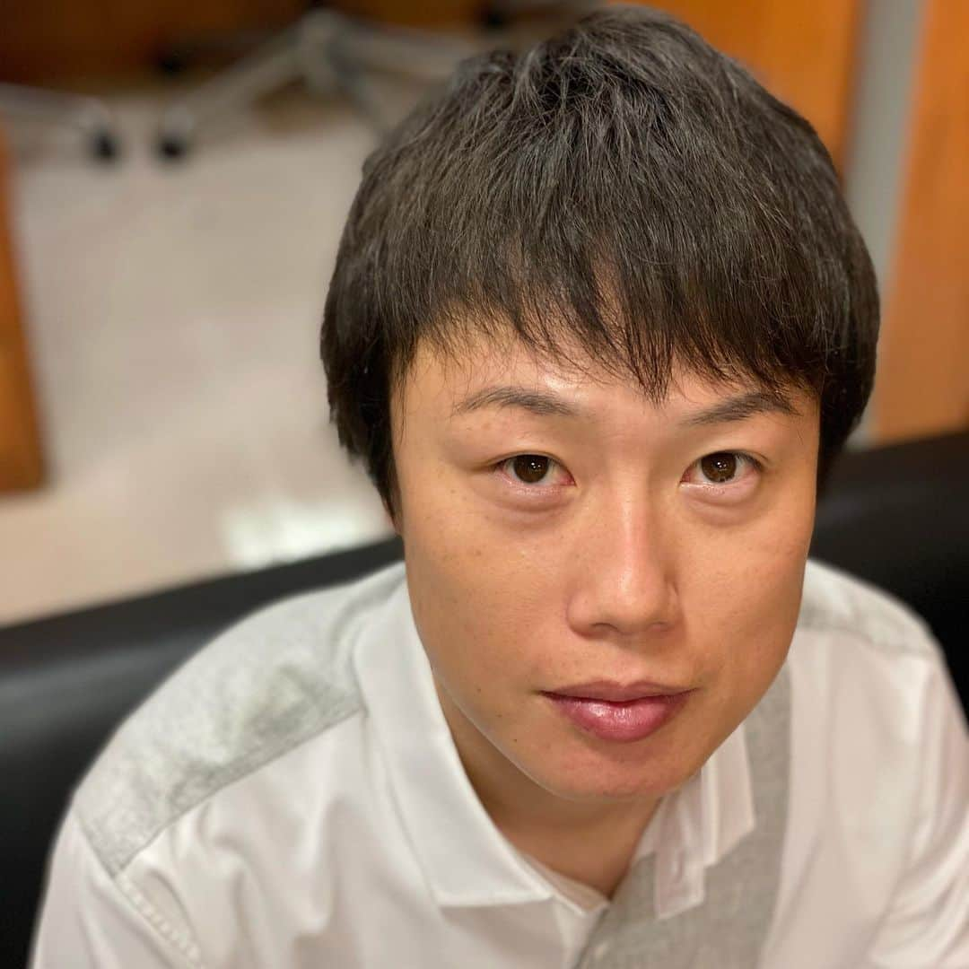 川島明のインスタグラム：「見取り図リリーくん  #やっぱり生徒と結婚した音楽教師  #腕はすごいが喋り方が好きになれないマジシャン  #友達に勝手に角を使われていた消しゴム  #恥ずかしいといって家族との外食に行かないくせにお土産がないと怒る思春期の次男  #逃がして欲しくて情に訴えかけてくるヤリイカ  #涼し気な奇才」