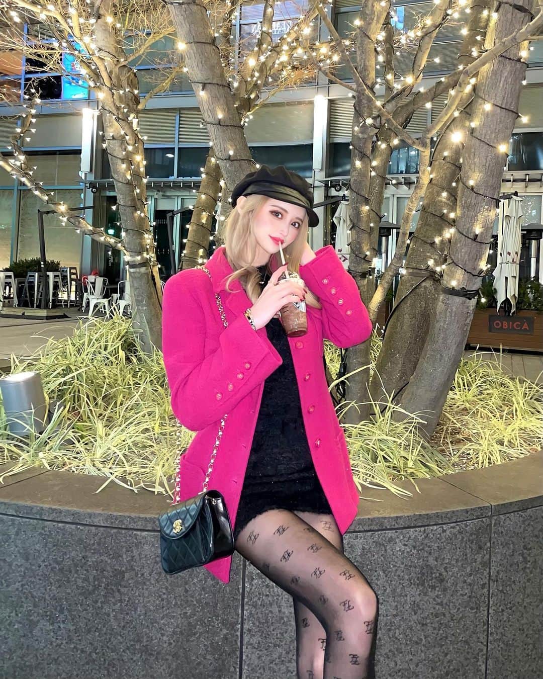 ほずにゃむさんのインスタグラム写真 - (ほずにゃむInstagram)「pink jacket ♡ CHANEL @_coco_vintage_  👸🏼💝🦄🌸💒💗 かねさか本店これて幸せな日🕊♡ . @selectshop.babyj  code♡タイツかわゆい°ʚ♡ɞ° . . . #ootd」2月7日 16時43分 - hozunyam0818