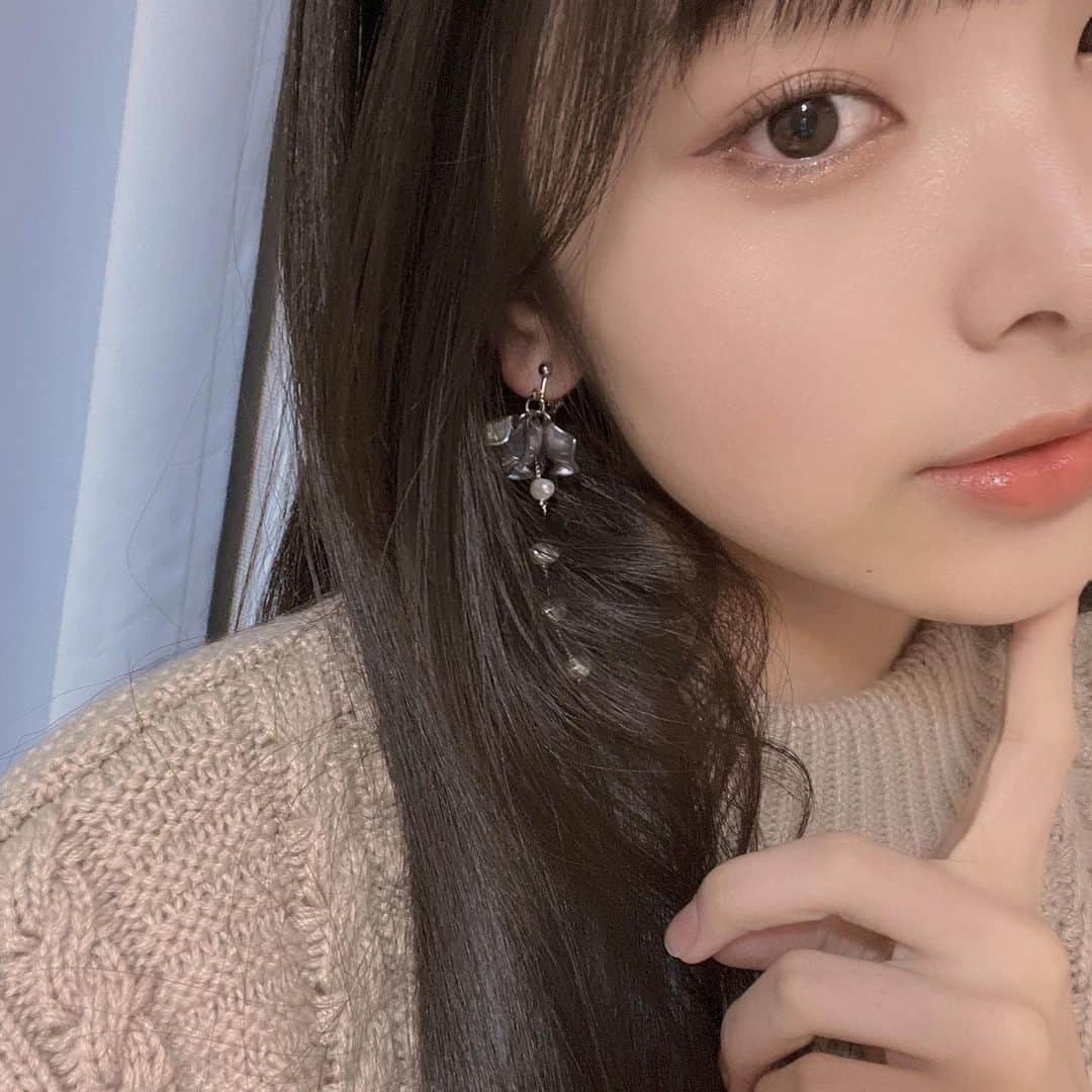 のインスタグラム：「メイク見直し月間！お家時間にメイク練習で試行錯誤するの楽しい(^^♪」