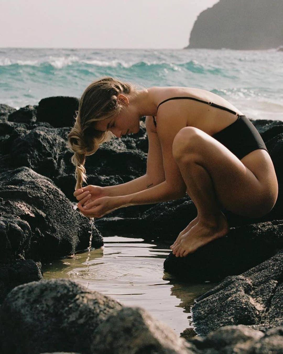 Sophie Wilsonのインスタグラム：「💧」