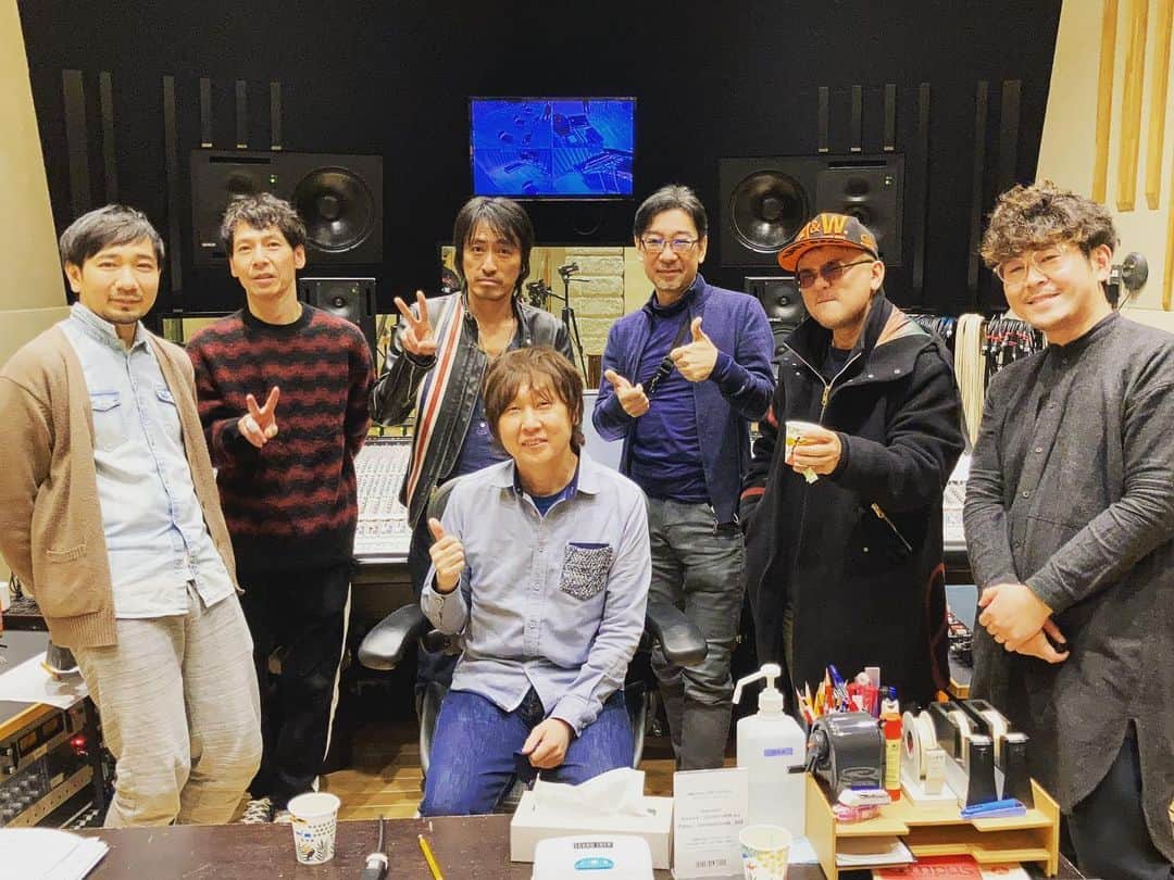 のインスタグラム：「今日のレコーディングに参加して下さったミュージシャンの方々👍 いやぁ、楽しいレコーディングでした😁 注)撮影の為マスク外してます👌」