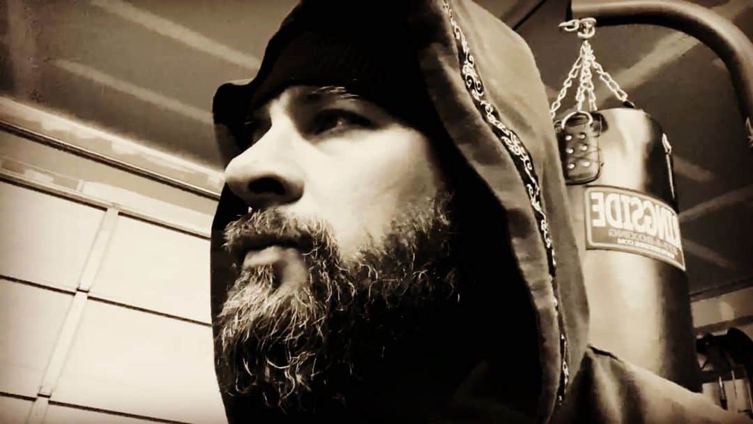 ランス・アーチャーのインスタグラム：「One more day! @allelitewrestling @aewontv #aewdynamite💥 #aewchampionship  #texasdeathmatch」