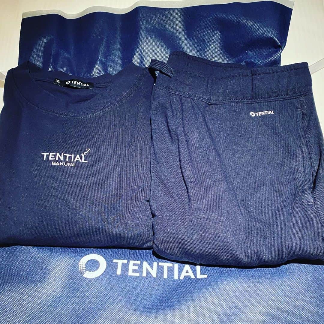 のインスタグラム：「BAKUNEは凄く着心地がよくパジャマに最適😴 インソールもいい感じです👍 #TENTIAL#PR#提供」